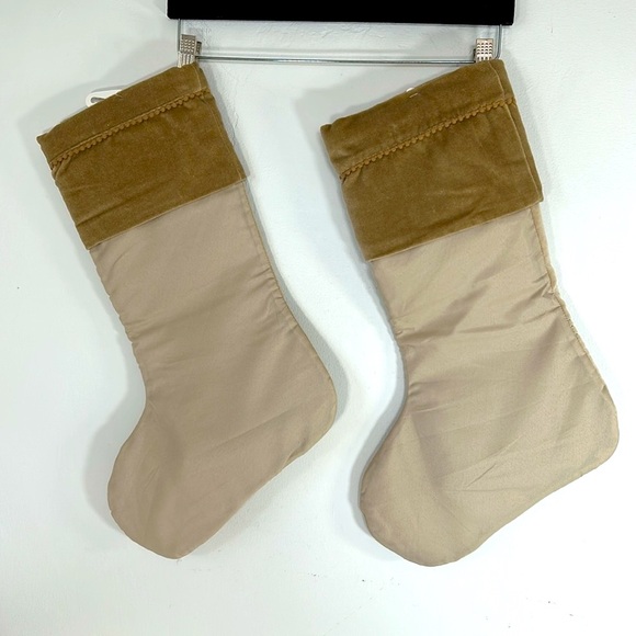 St. Nicholas NWT Set of 2 Costal Beach 21” Starfish Embellished Xmas Stockings - Picture 8 of 16